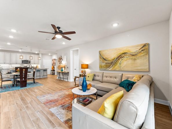 6804 Westview Drive 2201, Houston TX 77055