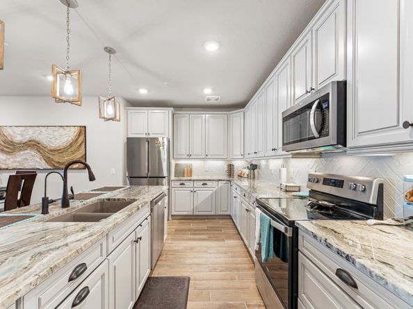 6804 Westview Drive 2201, Houston TX 77055