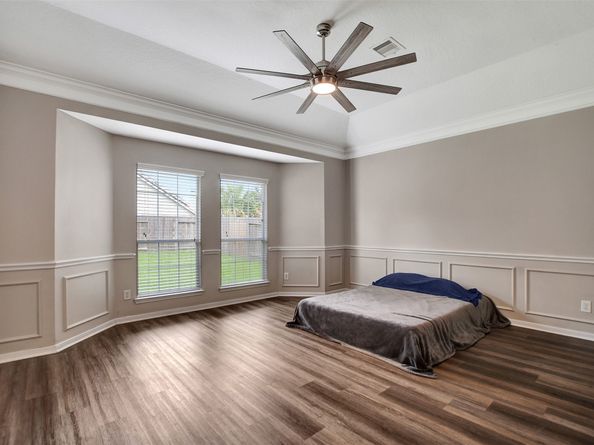 9747 Wheaton Edge Lane, Houston TX 77095