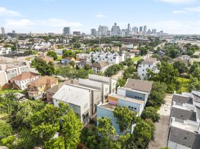 2010 Blodgett Street G, Houston TX 77004