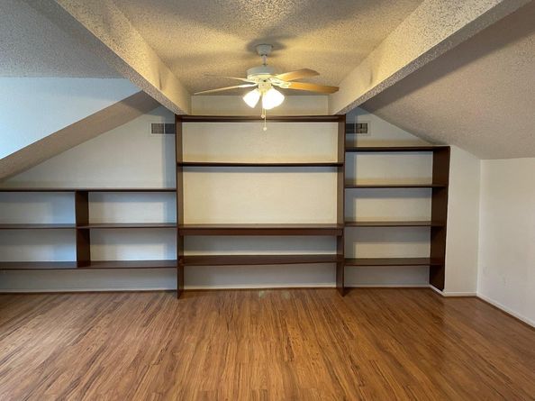 12810 Ashford Knoll Drive, Houston TX 77082