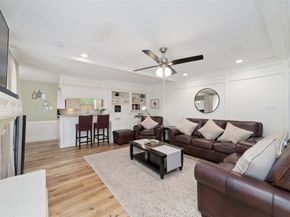 13 Woodhaven Wood Drive, The Woodlands TX 77380