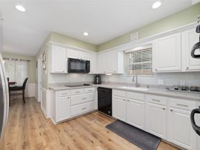 13 Woodhaven Wood Drive, The Woodlands TX 77380