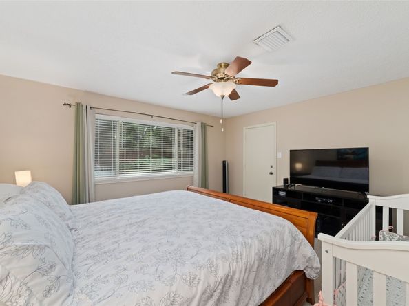 13 Woodhaven Wood Drive, The Woodlands TX 77380