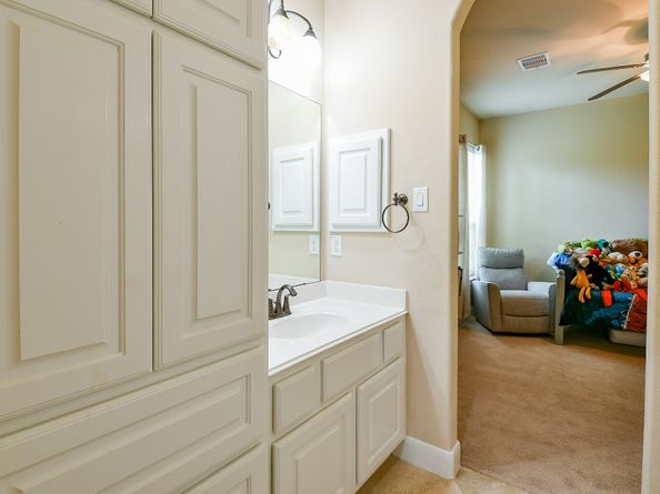 17118 Saddle Mountain Lane, Humble TX 77346