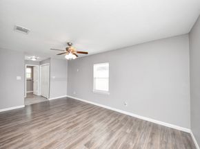 4522 Larkspur Street, Houston TX 77051