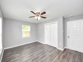 4522 Larkspur Street, Houston TX 77051