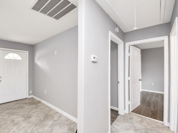 4522 Larkspur Street, Houston TX 77051
