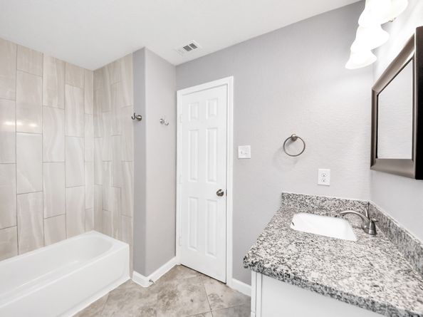 4522 Larkspur Street, Houston TX 77051