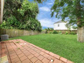 4522 Larkspur Street, Houston TX 77051