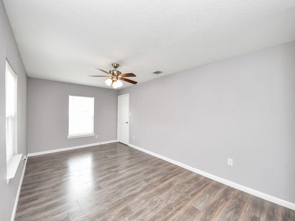 4522 Larkspur Street, Houston TX 77051