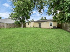 4522 Larkspur Street, Houston TX 77051