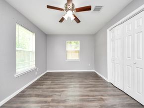 4522 Larkspur Street, Houston TX 77051