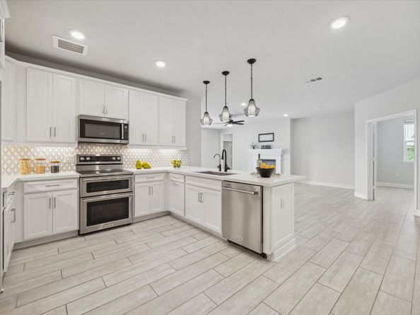 6804 Westview Drive 1407, Houston TX 77055