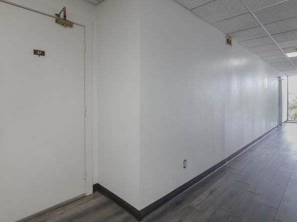 3025 Walnut Bend Lane 37, Houston TX 77042