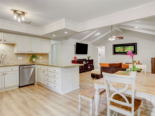 1410 Del Norte Street, Houston TX 77018