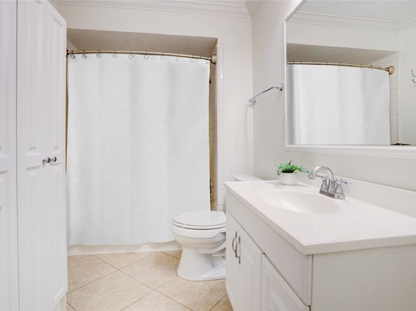1410 Del Norte Street, Houston TX 77018
