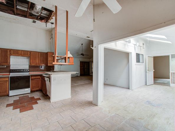 12728 Hollandale Drive, Houston TX 77082