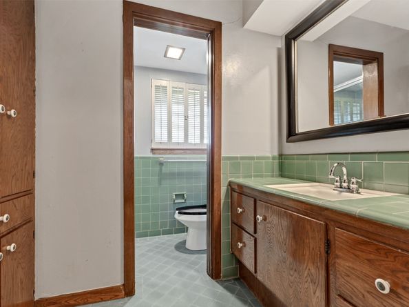 7702 Nairn Street, Houston TX 77074