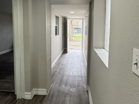 7909 Dixie Drive, Houston TX 77087