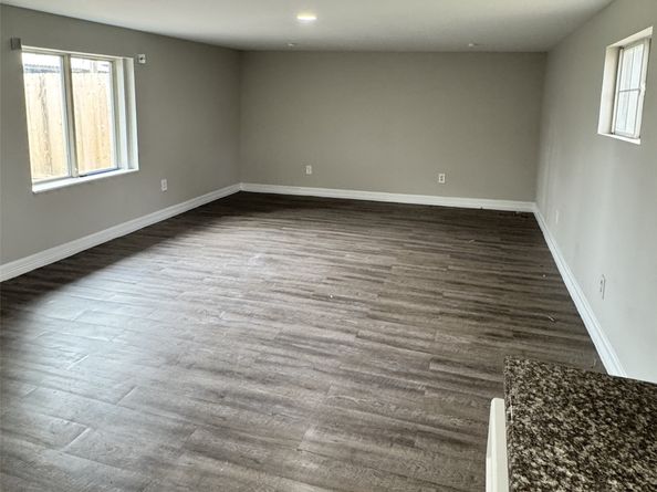 7909 Dixie Drive, Houston TX 77087