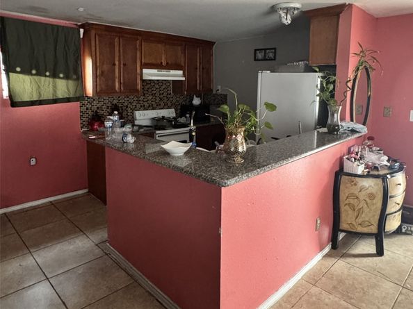 7909 Dixie Drive, Houston TX 77087