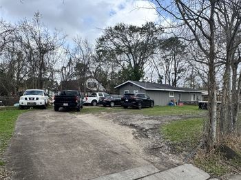 7909 Dixie Drive