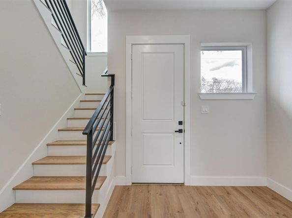 6835 Weston Street A, Houston TX 77021