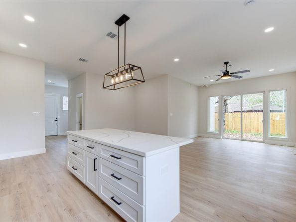 6835 Weston Street A, Houston TX 77021
