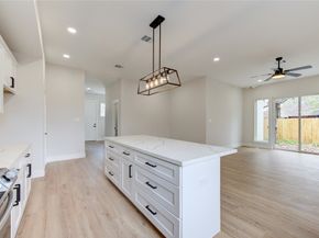 6835 Weston Street A, Houston TX 77021