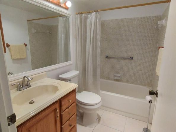 170 Oakridge L 170, Deerfield Beach FL 33442