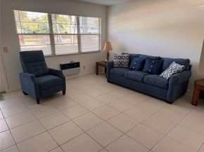 170 Oakridge L 170, Deerfield Beach FL 33442