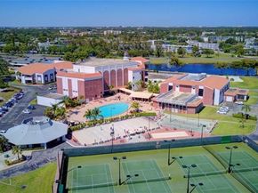 170 Oakridge L 170, Deerfield Beach FL 33442