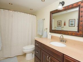 301 Croton Avenue 205, Lantana FL 33462