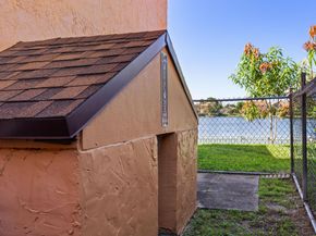940 SW 96th Avenue, Pembroke Pines FL 33025