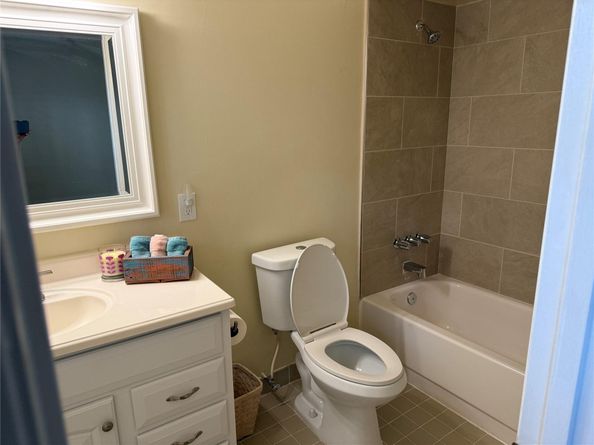 1450 N Riverside Dr 208, Pompano Beach FL 33062