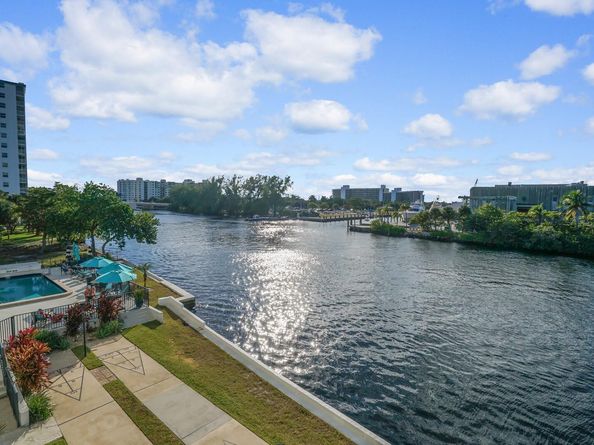 1609 N Riverside Dr 304, Pompano Beach FL 33062