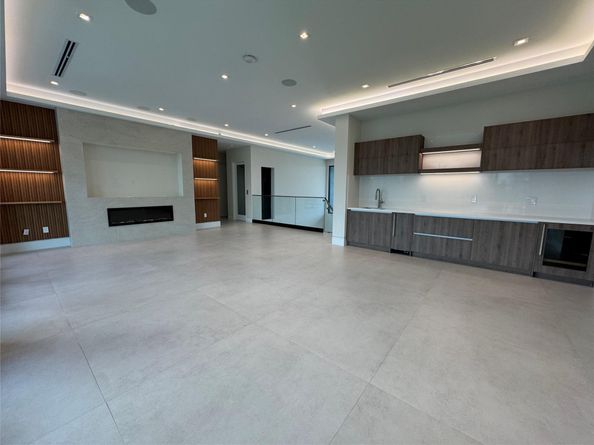 2405 Castilla Isle, Fort Lauderdale FL 33301