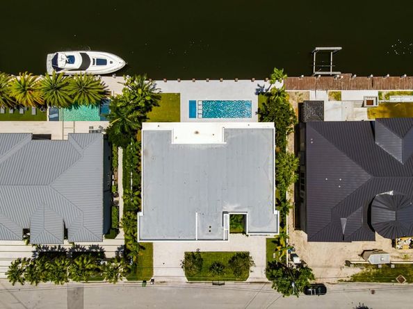 2405 Castilla Isle, Fort Lauderdale FL 33301