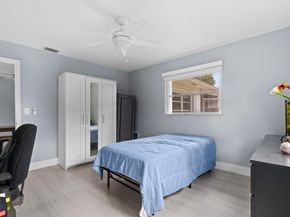 1025 NW 90th Way, Plantation FL 33322
