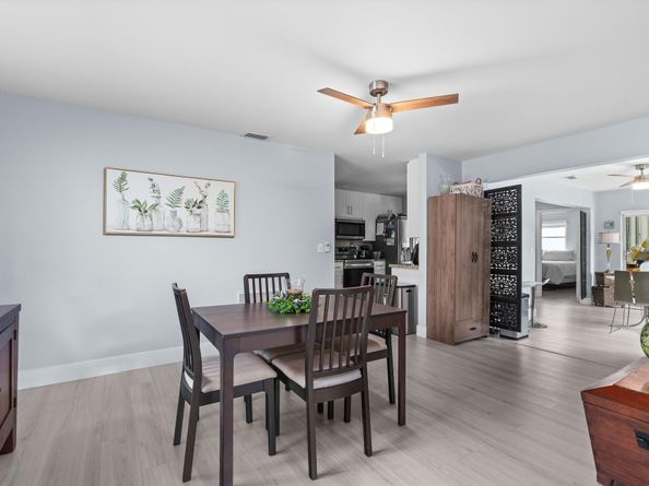 1025 NW 90th Way, Plantation FL 33322