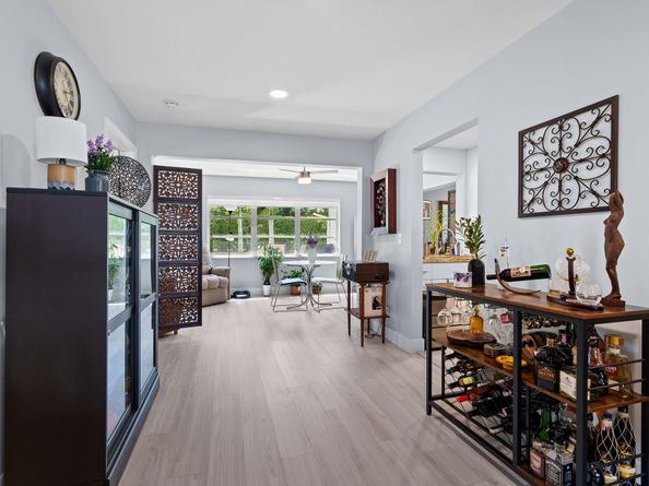 1025 NW 90th Way, Plantation FL 33322