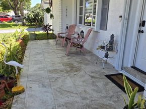 1025 NW 90th Way, Plantation FL 33322