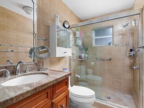 1025 NW 90th Way, Plantation FL 33322