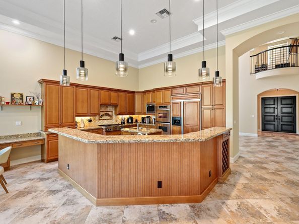 17760 Villa Club Way, Boca Raton FL 33496