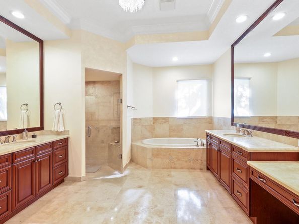 17760 Villa Club Way, Boca Raton FL 33496