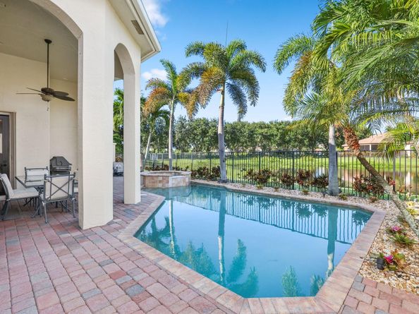 17760 Villa Club Way, Boca Raton FL 33496