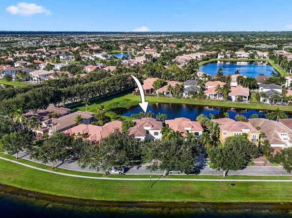17760 Villa Club Way, Boca Raton FL 33496