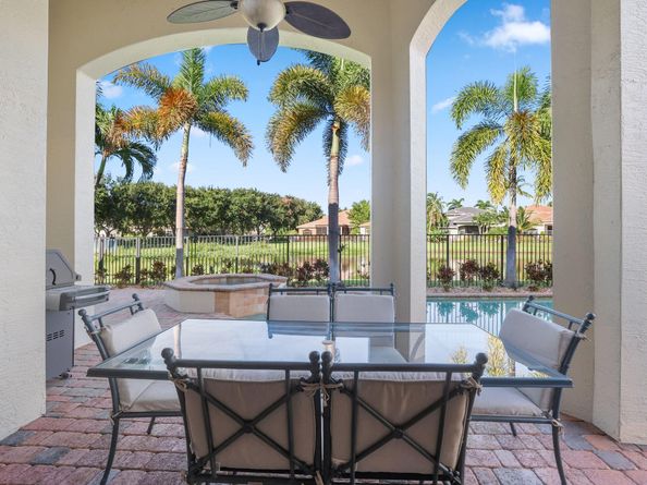 17760 Villa Club Way, Boca Raton FL 33496