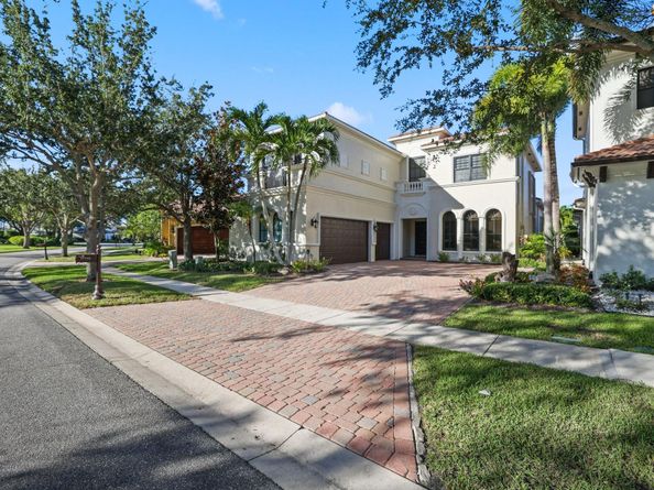 17760 Villa Club Way, Boca Raton FL 33496